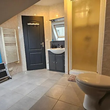 La Tour Des Graffitis -t2-wi-fi Daire